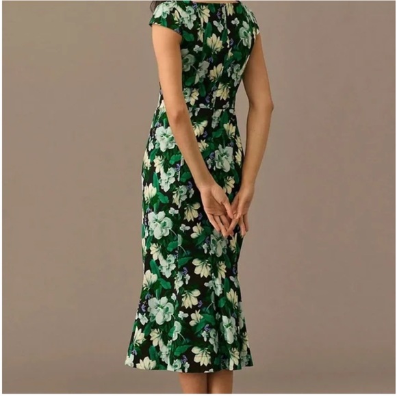 Anthropologie Floral Green Midi Dress with Sweetheart Neckline - Picture 2 of 10